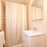 Family Friendly Seaside Susak, Losinj - 8050 Appartement
