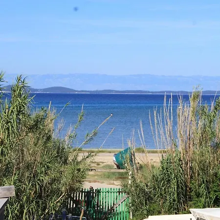 Family Friendly Seaside Susak, Losinj - 8050 Apartment Susak