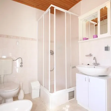 Family Friendly Seaside Susak, Losinj - 8050