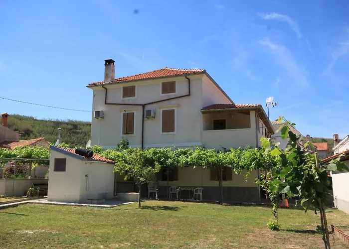 Family Friendly Seaside Susak, Losinj - 8050 公寓 *