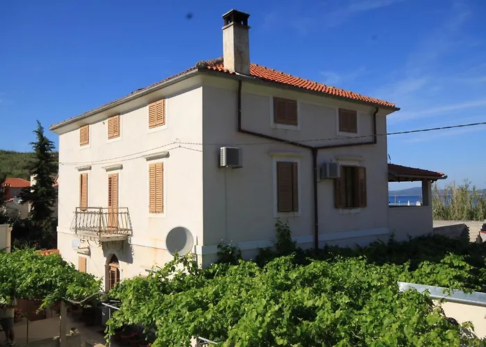 Family Friendly Seaside Susak, Losinj - 8050