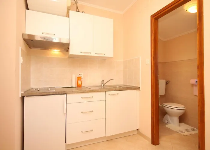 Family Friendly Seaside Susak, Losinj - 8050 Διαμέρισμα